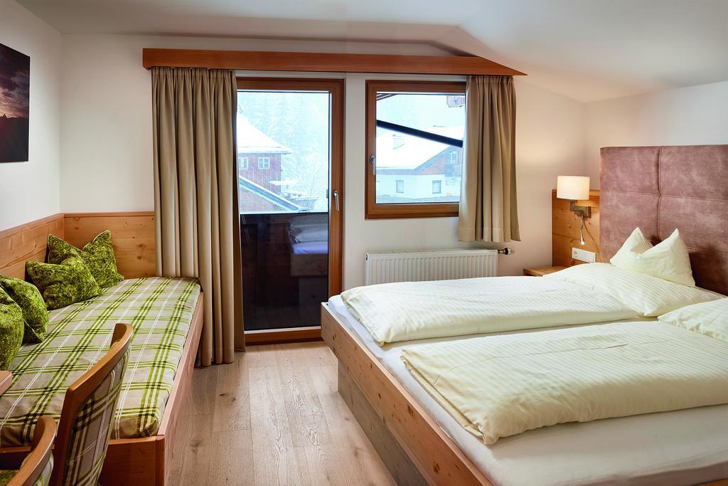 Hotel Platzl Ауфах Екстериор снимка