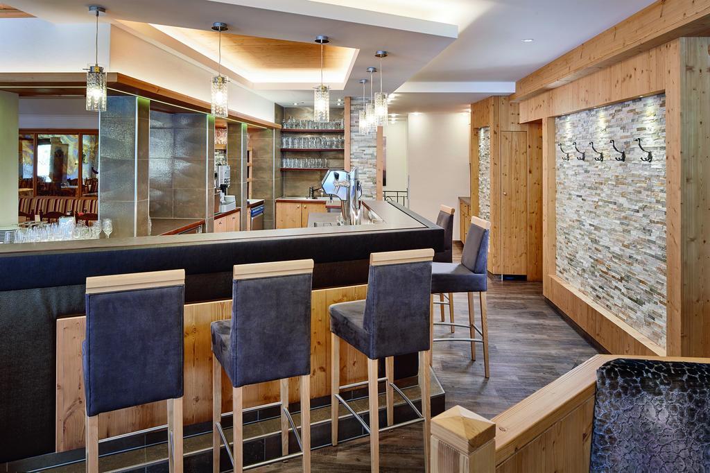 Hotel Platzl Ауфах Екстериор снимка